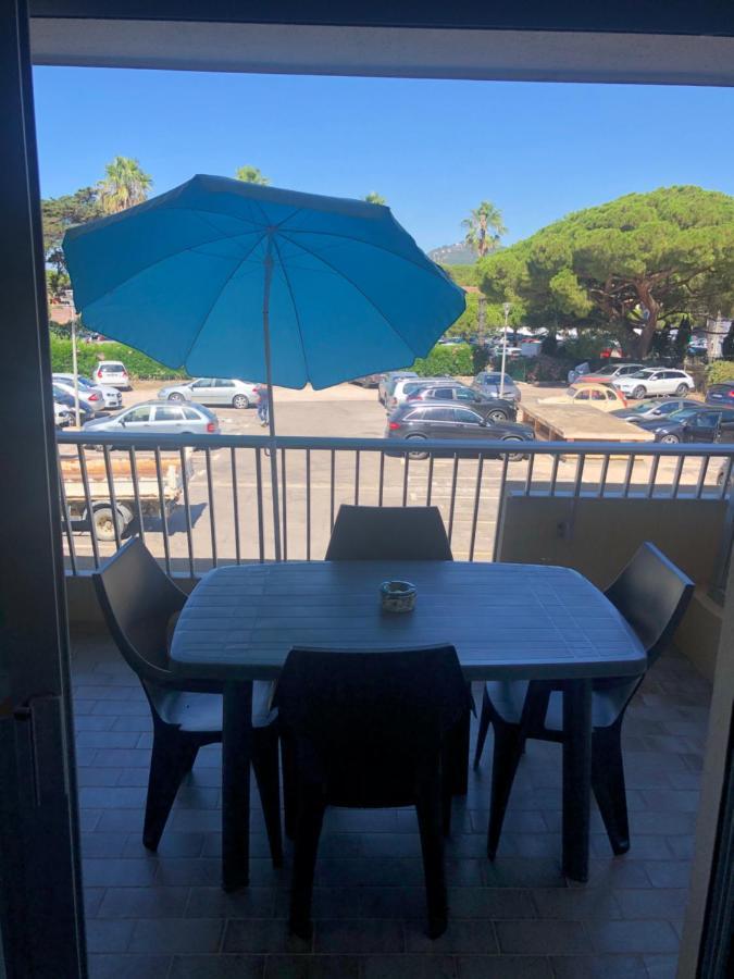 Studio Port De Hyeres Proche Des Plages Ngoại thất bức ảnh