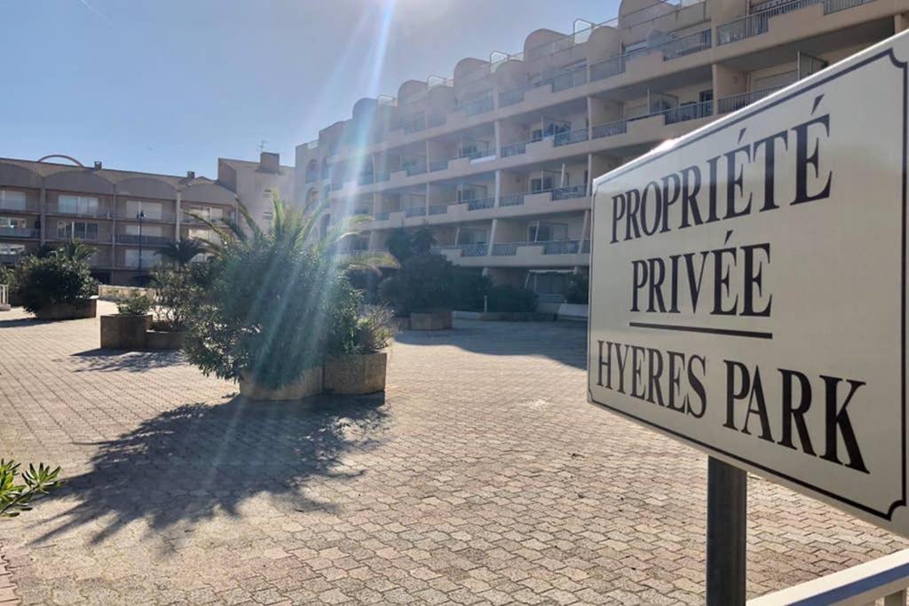 Studio Port De Hyeres Proche Des Plages Ngoại thất bức ảnh