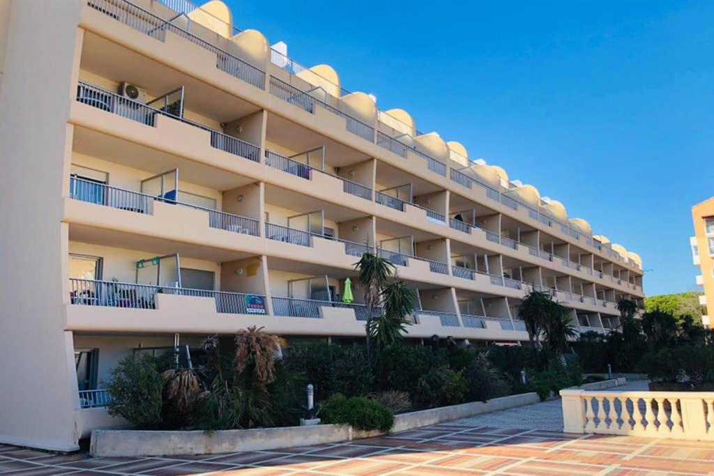 Studio Port De Hyeres Proche Des Plages Ngoại thất bức ảnh